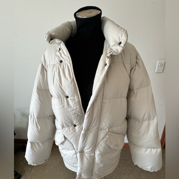 Firm price🎈Moncler Beige Puffer Jacket Size 1 - Picture 9 of 17